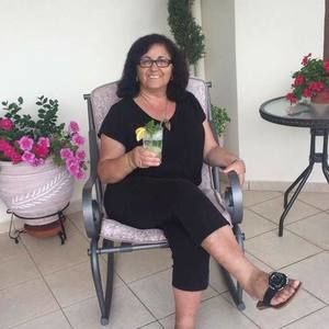 Meet your Posher, Xenia